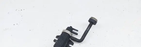 Volkswagen Touareg I Turbo solenoid valve 1J0906627 1J0906627C