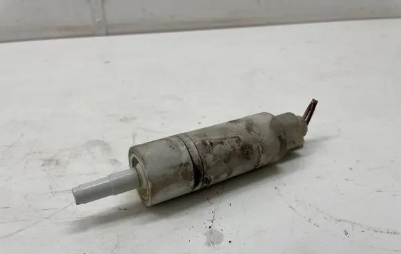 Mercedes-Benz ML W164 Windscreen/windshield washer pump 0185450026