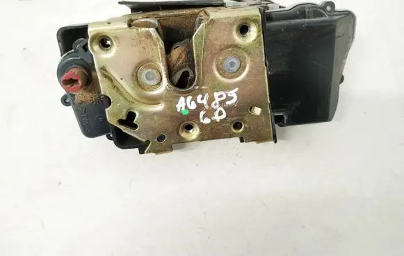 Citroen C5 Front door lock