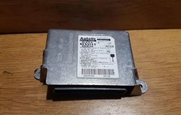 Renault Megane II Airbag control unit/module 8200367444 604289600