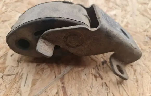 Muffler mount bracket/holder