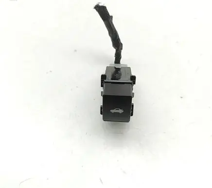 Toyota GR 86 Tailgate/boot open switch button SU00309331