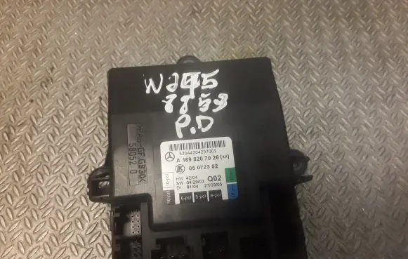 Mercedes-Benz B W245 Door control unit/module 1698207026
