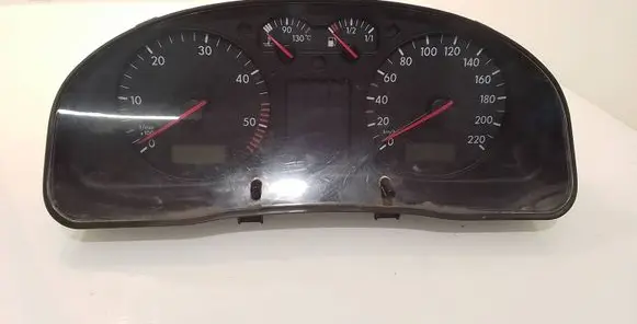 Volkswagen PASSAT B5 Speedometer (instrument cluster) G750669H