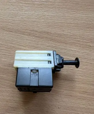 Jeep Grand Cherokee (WK) Brake pedal sensor switch 30505L 56064001AA