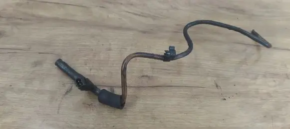 BMW 3 E46 Fuel line pipe 7789304