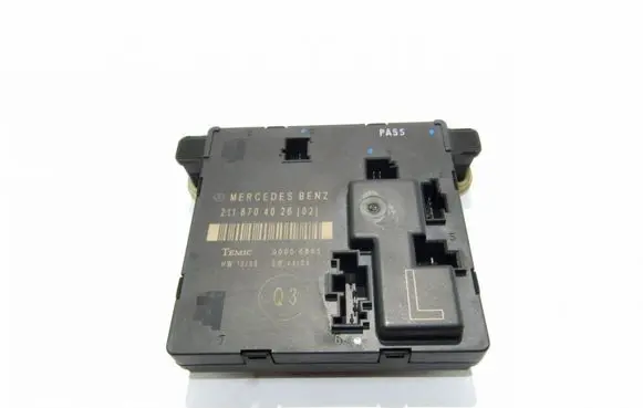 Mercedes-Benz E W211 Other control units/modules 2118704026