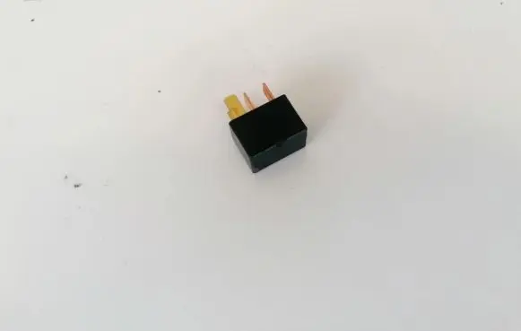 Toyota Avensis Verso Other relay 9098702024 90987-02024