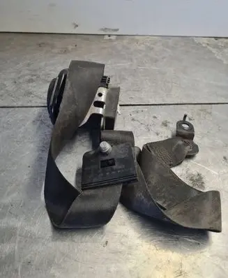 Volkswagen Crafter Rear seatbelt 2118680222