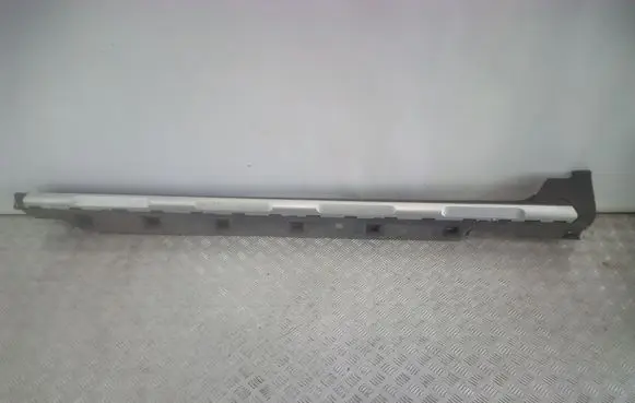 Volkswagen PASSAT B8 Sill 3G9853855