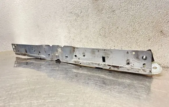 Opel Insignia A Top upper radiator support slam panel 90506890 148A3
