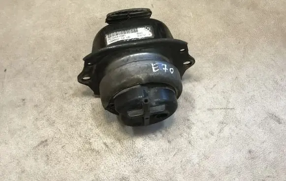 BMW X5 E70 Engine mount bracket 160042