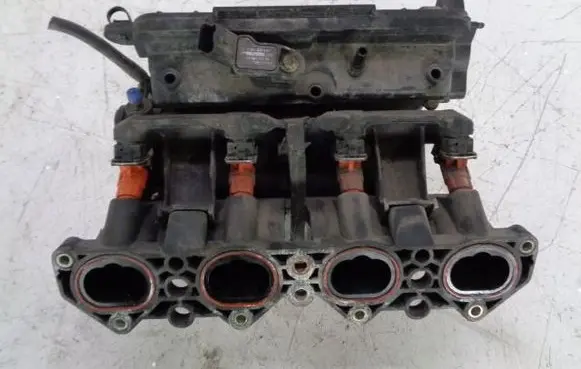 Citroen C3 Intake manifold 9635885080