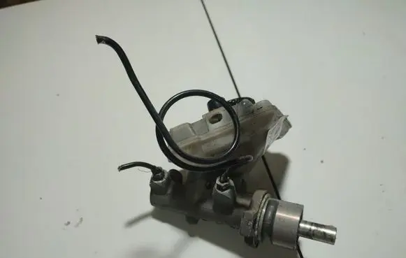 Citroen Saxo Master brake cylinder