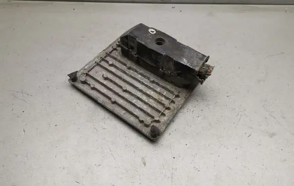 Ford Fiesta Engine control unit/module 6S6112A650JD S120977314D