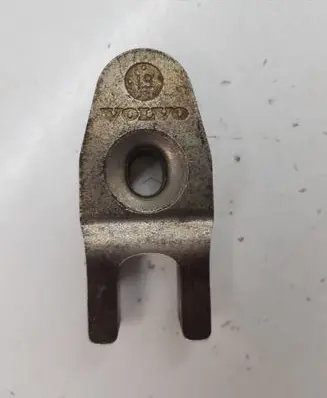 Volvo S90, V90 Fuel Injector clamp holder