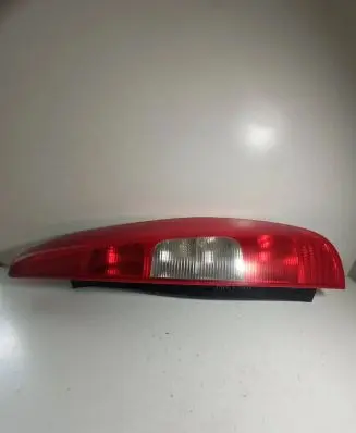 Mitsubishi Colt Rear/tail lights MR957374