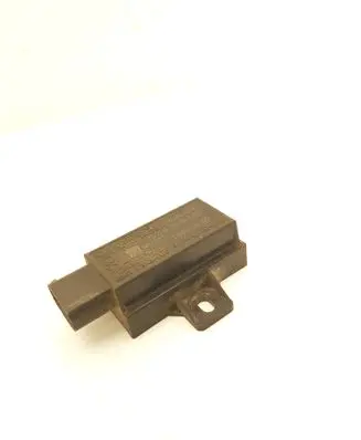 Mercedes-Benz S W221 Tire pressure sensor 0018275101Q2