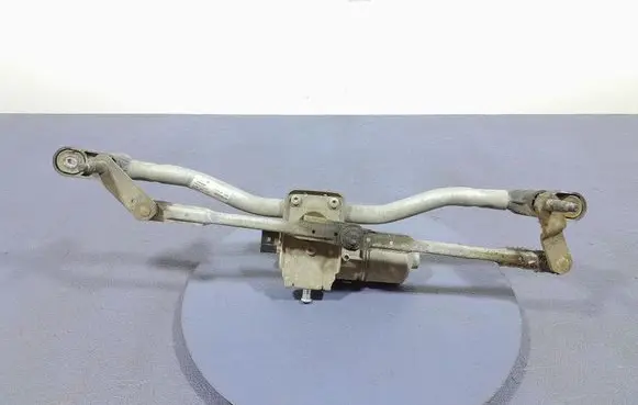 Alfa Romeo Giulietta Front wiper linkage and motor 50509396