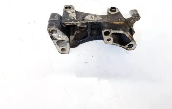 Citroen C4 I Engine mounting bracket 9645382880b