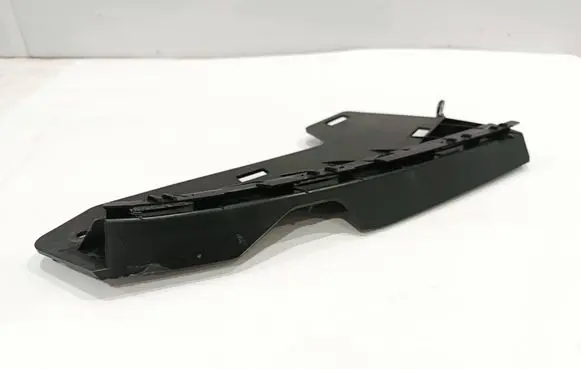 Volvo XC70 Front bumper mounting bracket 30796388