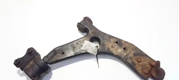 Ford Focus Front lower control arm/wishbone