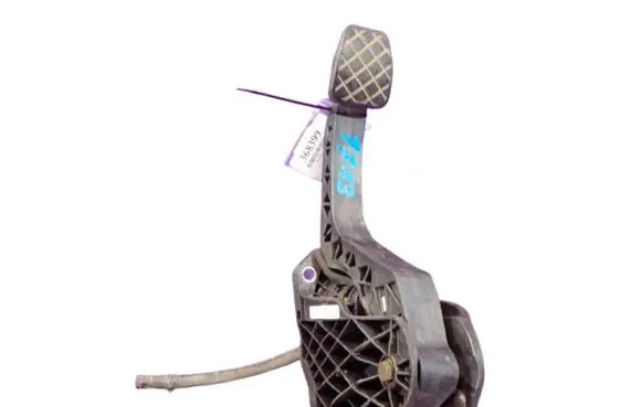 Audi A3 S3 A3 Sportback 8P Clutch pedal 