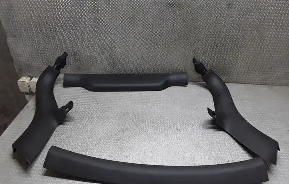 Citroen DS5 Tailgate trim 9687664677
