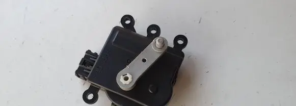 Mazda 6 A/C air flow flap actuator/motor 
