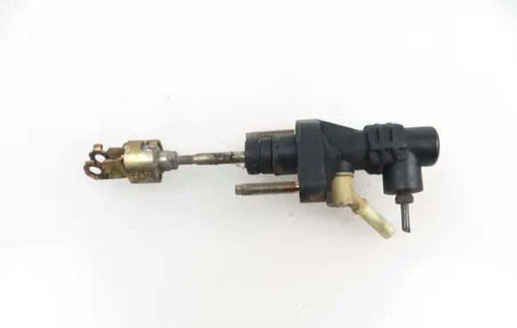 Toyota Corolla E120 E130 Clutch master cylinder 