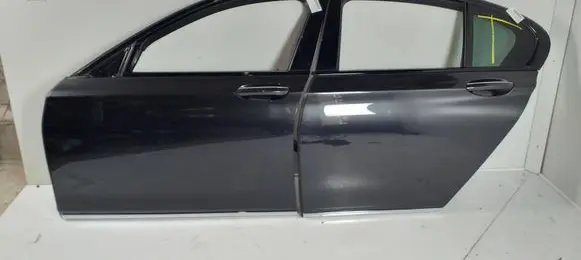 Door (2 Door Coupe)