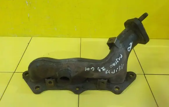 Mitsubishi Pajero Exhaust manifold PRAWY