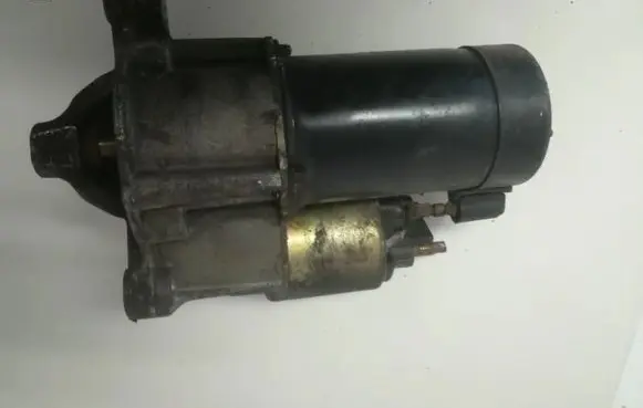 Peugeot 206 Starter motor D6RA572