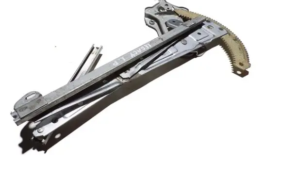 Subaru Legacy Front window lifting mechanism without motor