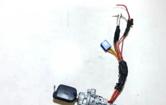 Peugeot 607 Ignition lock