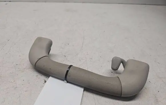 Opel Omega B2 Front interior roof grab handle 90459155