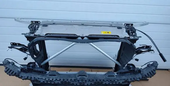 BMW X3 G01 Radiator support slam panel 51117931195 51647400111 51647400110