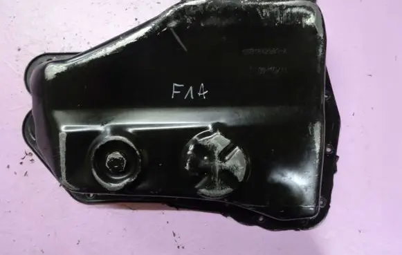 Peugeot 508 RXH Oil sump 9681842080
