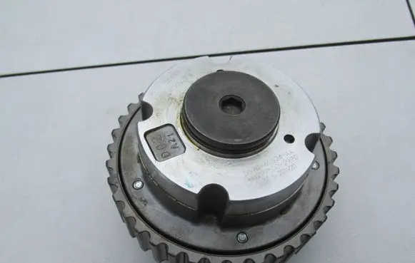 Ford Kuga II Camshaft pulley/ VANOS DS7G-6C524-AA