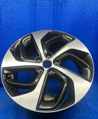 Hyundai Tucson LM R19 alloy rim 