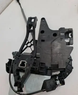 Volvo V70 Rear door lock 30753743