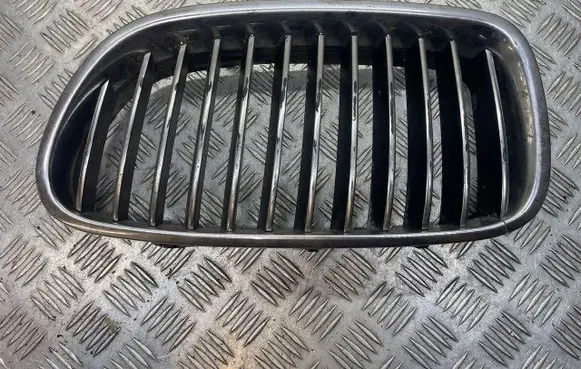 BMW 3 F30 F35 F31 Front grill 51137200727