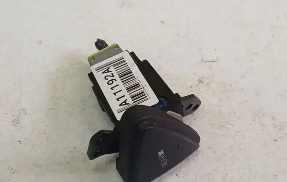 Mitsubishi Grandis Interior fan control switch MN151939ZZ