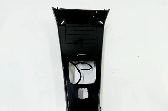 Mercedes-Benz CLA C118 X118 Center console A1776809101