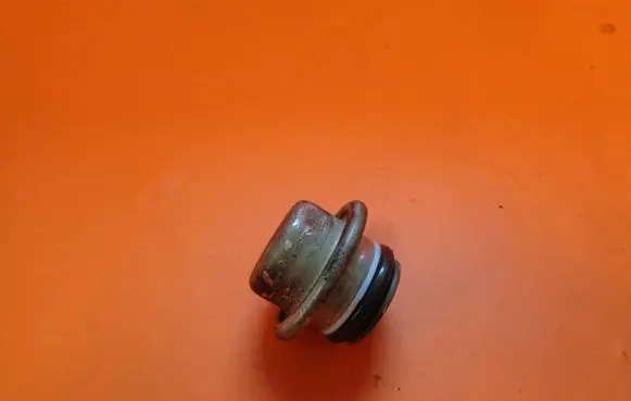 Honda Civic Fuel pressure regulator 