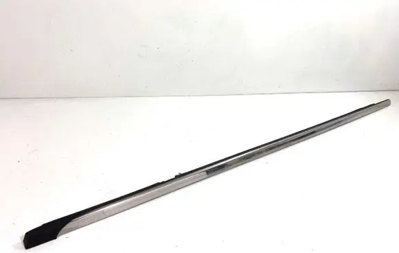 Citroen C5 Front door windshield rail