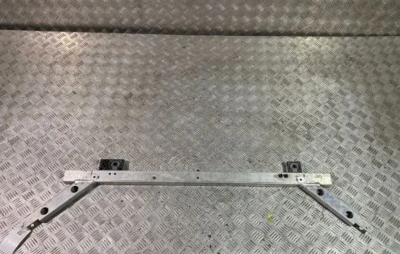 Volvo XC90 Top upper radiator support slam panel