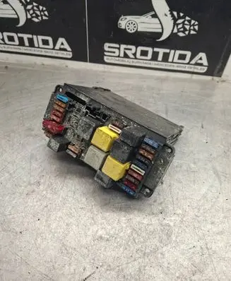 Mercedes-Benz C W203 Fuse box set 0025459401