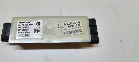Chrysler Pacifica Sliding door control unit/module 68225094AE 68186016AF
