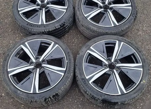 Citroen DS4 R18 alloy rim 